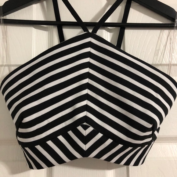 Dynamite Striped black & white crop top w/ zipper - Picture 2 of 4